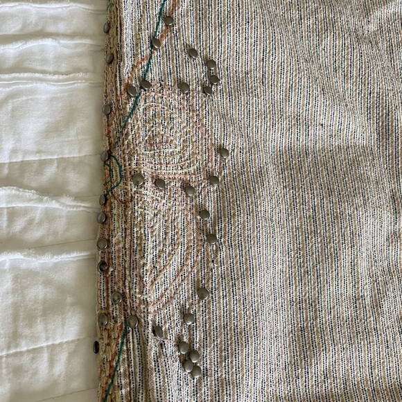 Aziza Pants Cream Ground Embroidered Detailed Design Women’s Size 6 - Picture 7 of 13